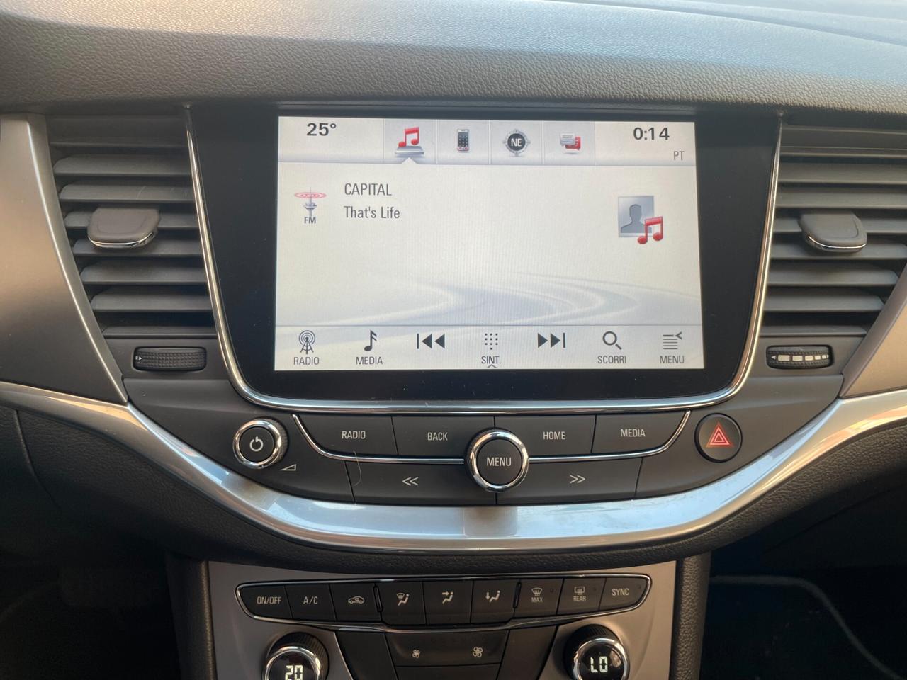 Opel Astra 1.6 CDTi 136CV aut. Sports Tourer Innovation finanziabile