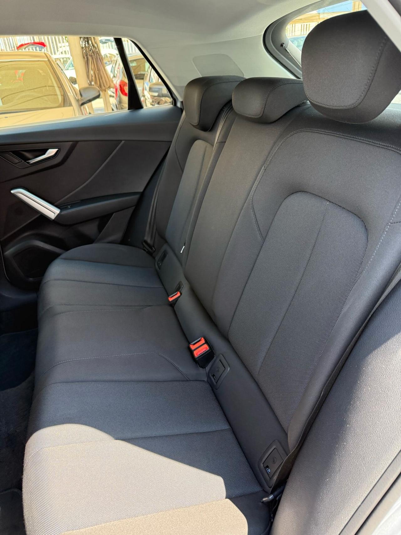 AUDI Q2 1,6 DIESEL CAMBIO AUTOMATICO