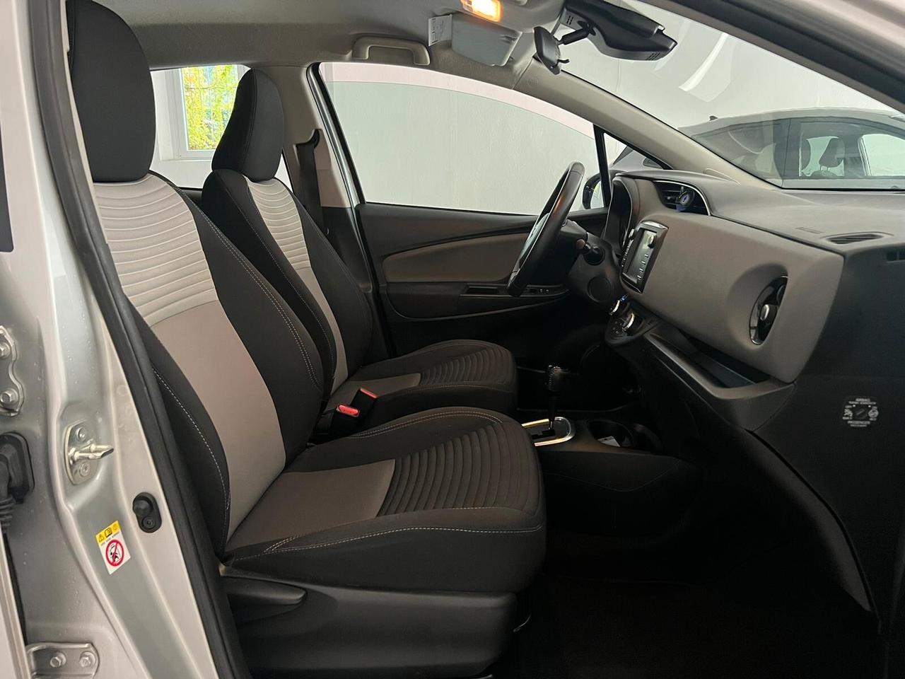 Toyota Yaris 1.5 Hybrid 5 porte Active