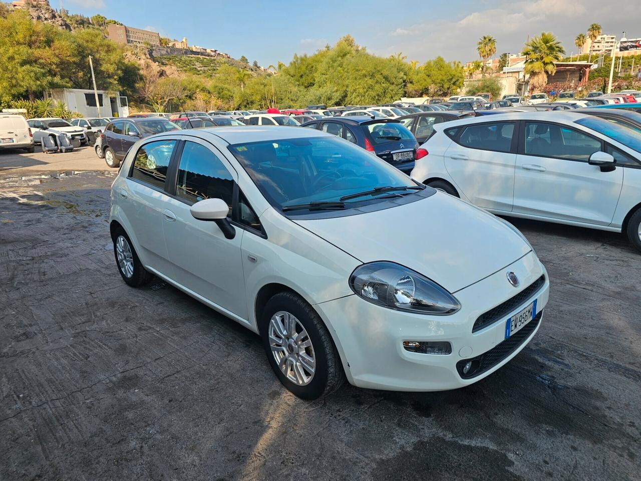 Fiat Punto Evo 5.-.p.o.r.t.e. --d.i.e.s.e.l.