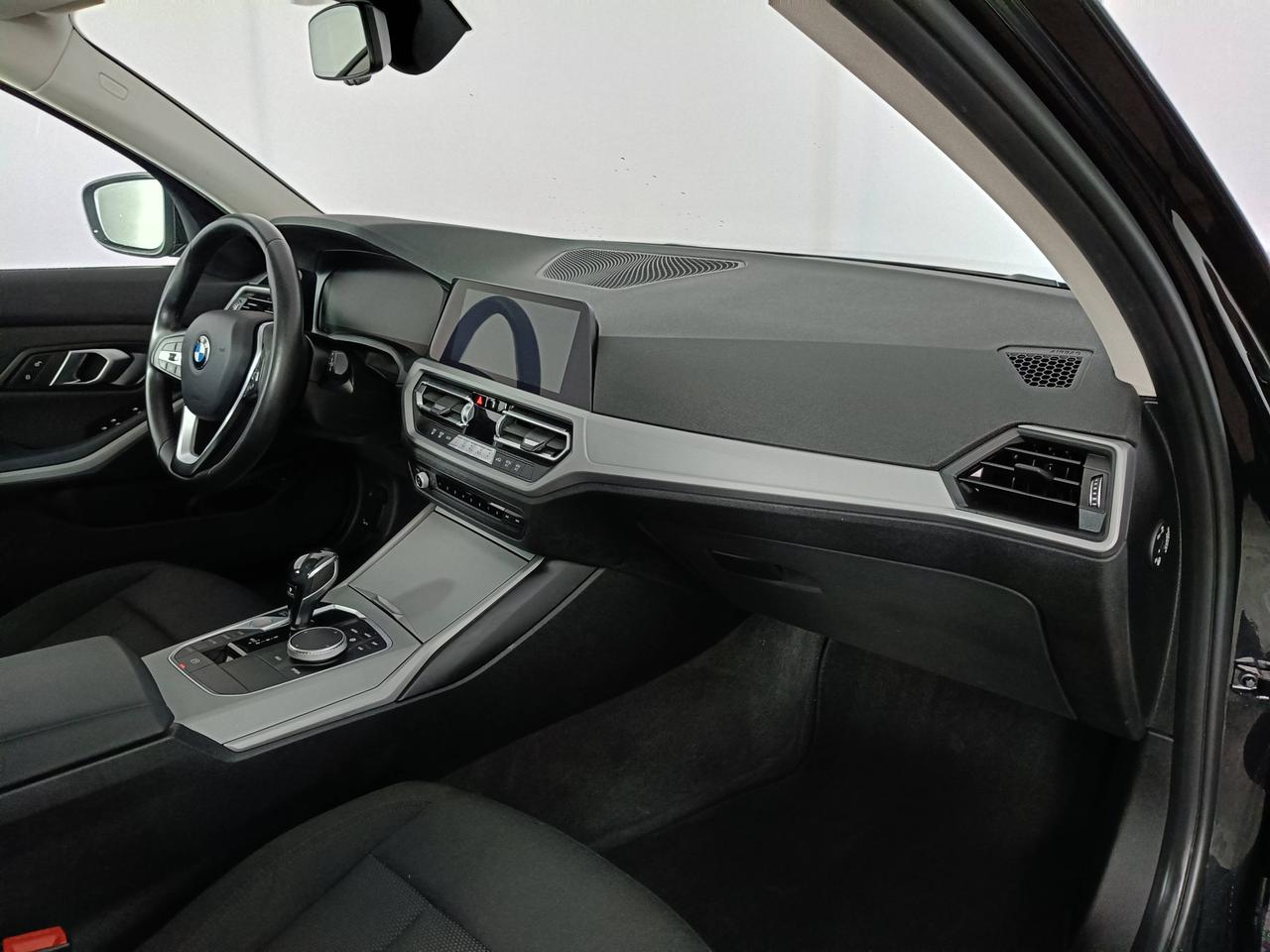 BMW Serie 3 G21 2019 Touring - 320d Touring Business Advantage a