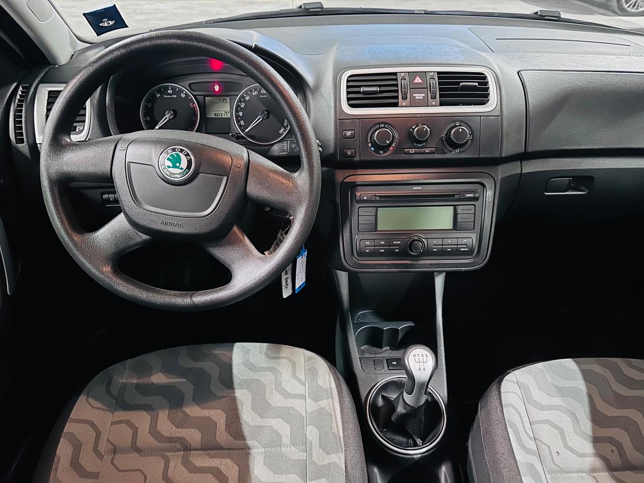 Skoda Roomster 1.2 GPL 86CV Style