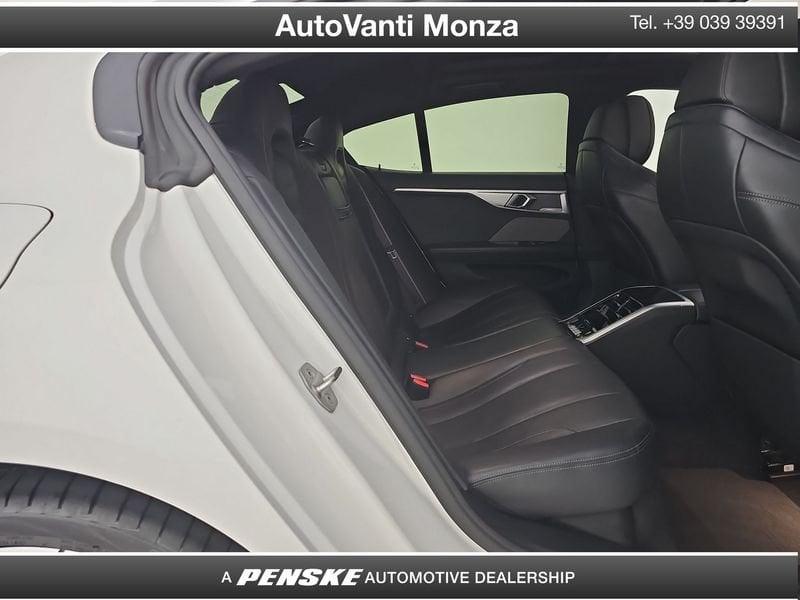 BMW Serie 8 840d Gran Coupe mhev 48V xdrive auto MSPORT