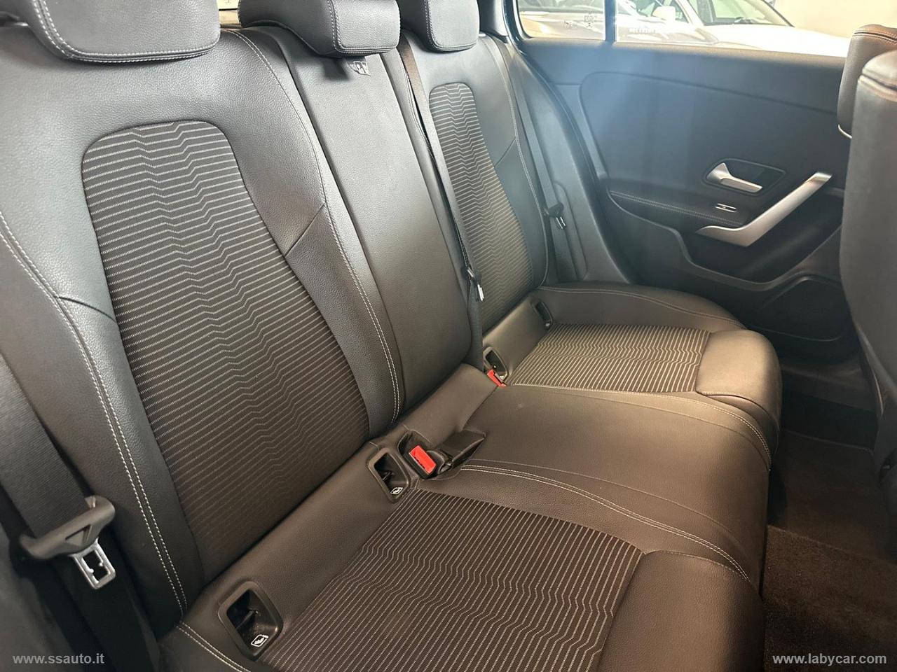 MERCEDES-BENZ A 180 d Automatic Premium