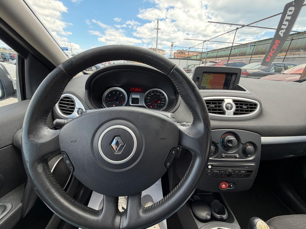 RENAULT Clio 1.2 Benzina 5 porte NEOPATENTATI