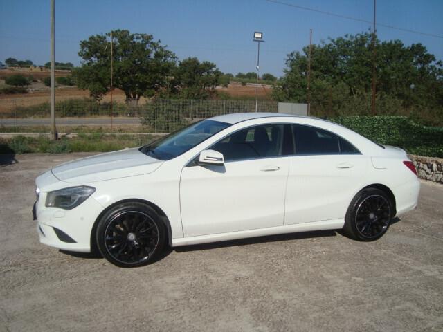 Mercedes-Benz CLA 200 cdi Premium Automatic 136CV