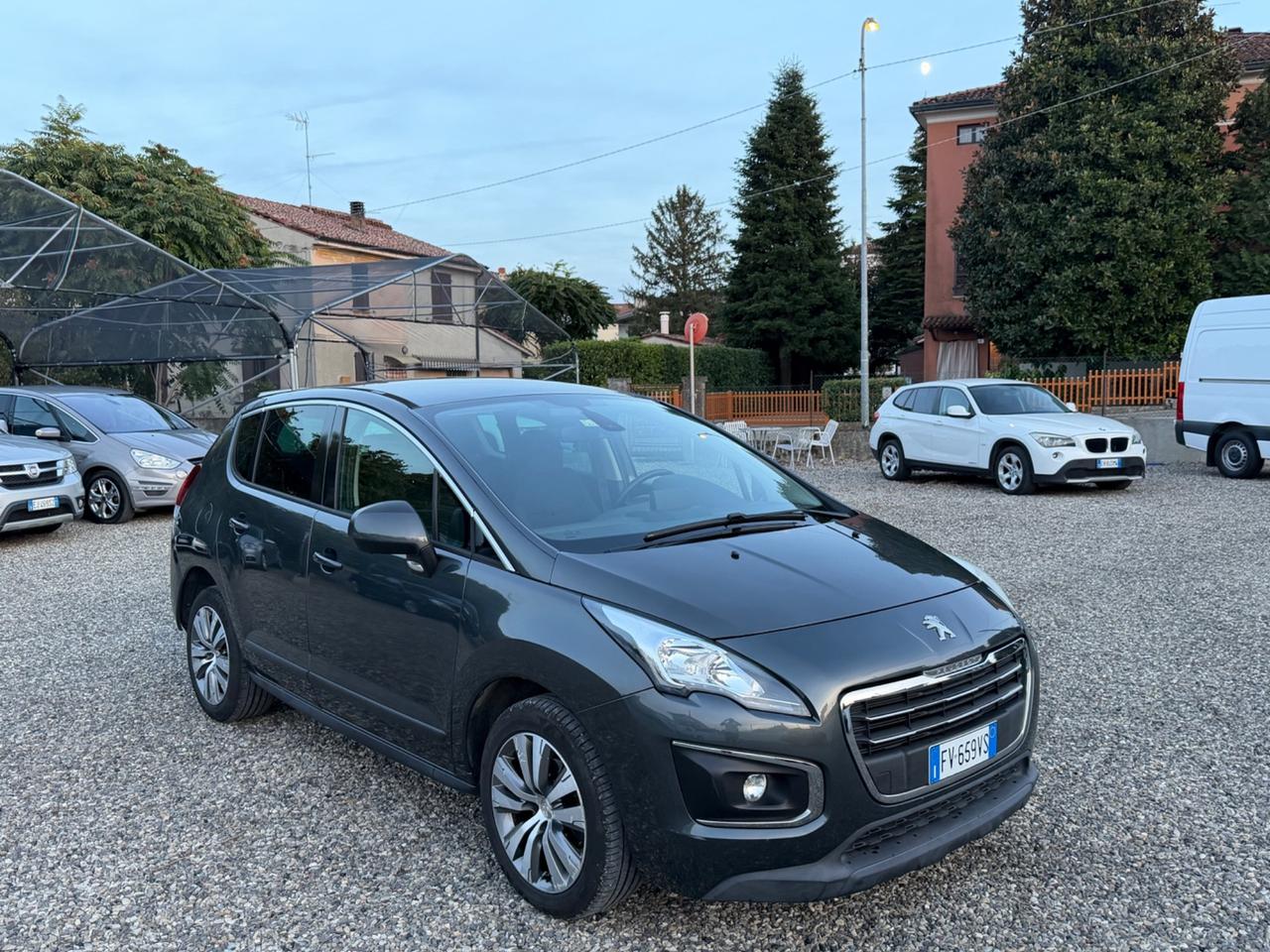 Peugeot 3008 BlueHDi 120 S&S Business