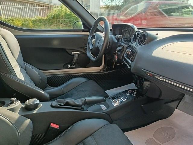 Alfa Romeo 4C COUPE' LAUNCH EDITION 353/500, TAGLIANDATA, KIT ACCESSORI COMPLETO