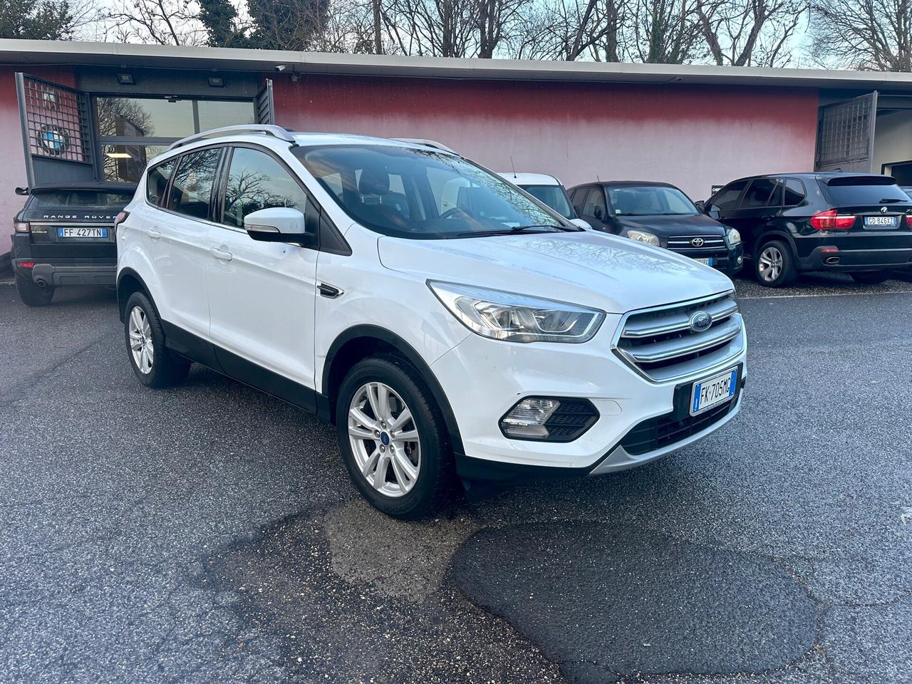 Ford Kuga 1.5 TDCI 120 CV S&S 2WD Titanium GARANZIA Permute e Rate