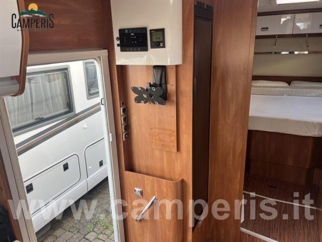 LAIKA LAIKA KOSMO 912 EMBLEMA