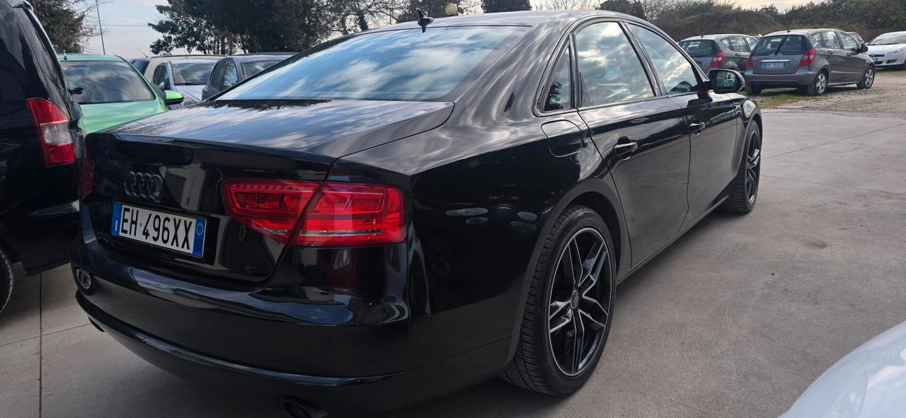 Audi A8 3.0 TDI 250 CV quattro tiptronic