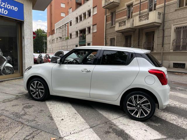 SUZUKI Swift 1.2 Hybrid Top