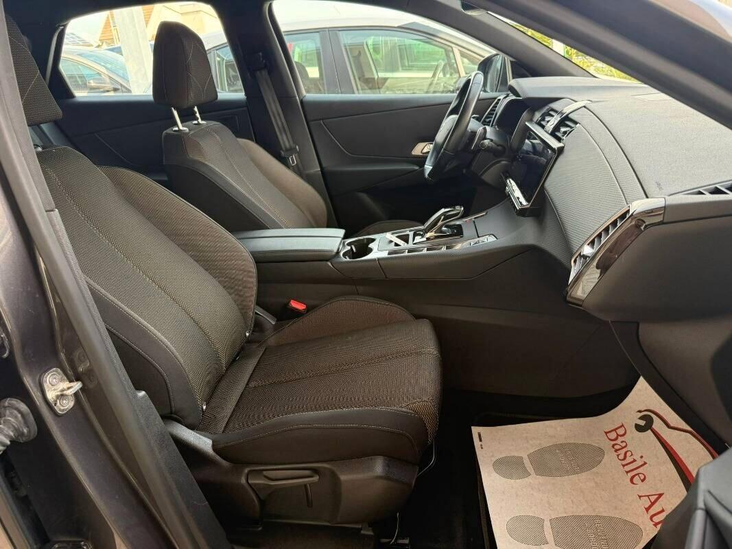 DS DS7 1.5 bluehdi Bast.Busin.130cv auto