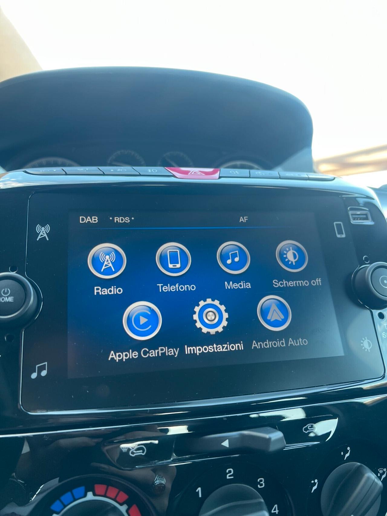 Lancia Ypsilon 1.0 FireFly 5 porte S&S Hybrid Ecochic Gold