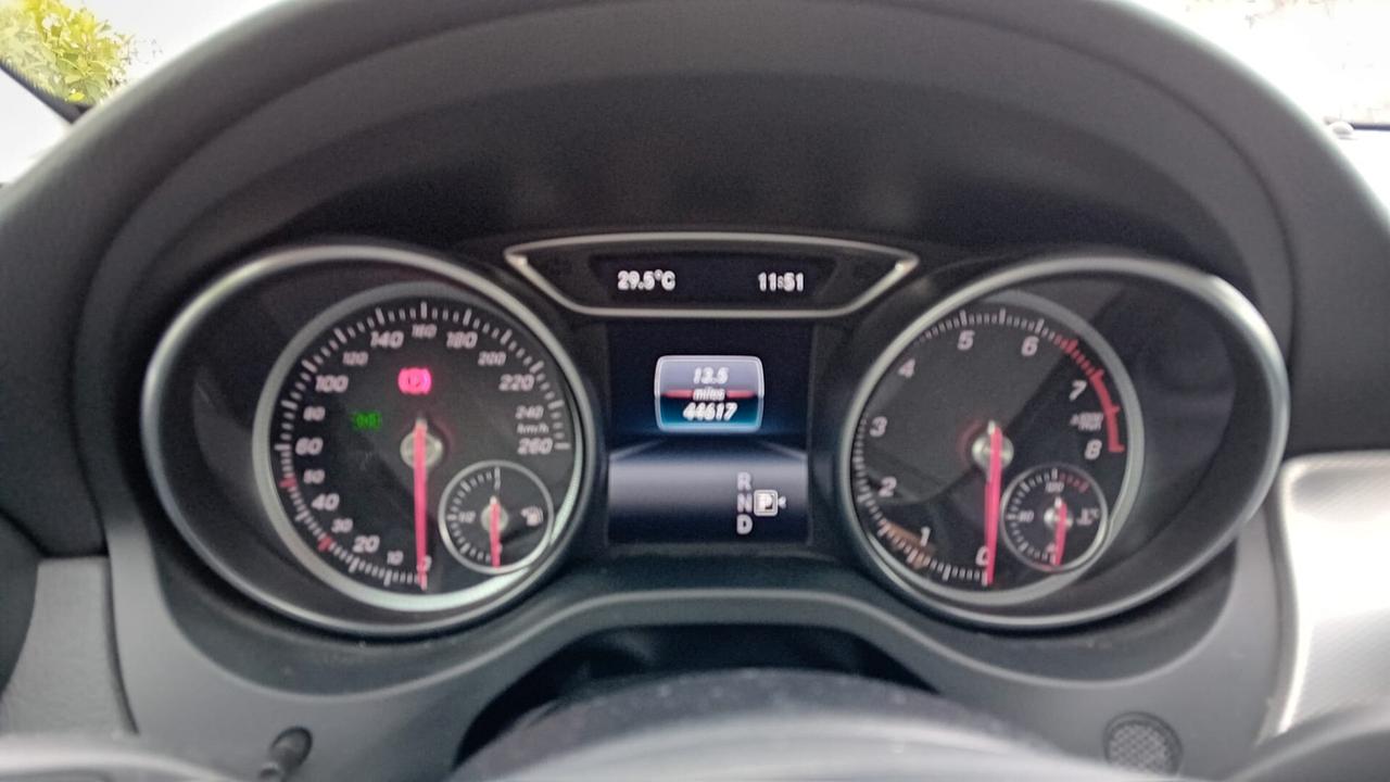Mercedes-benz GLA 180 Executive