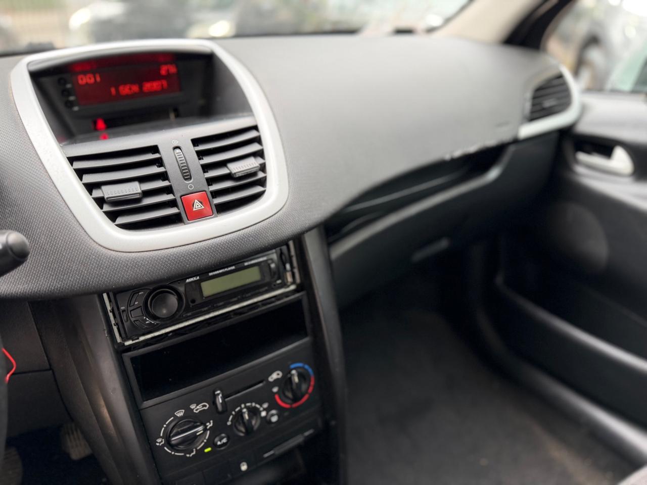 Peugeot 207 1.4 8V 75CV 5p. Energie Sport ECO GPL