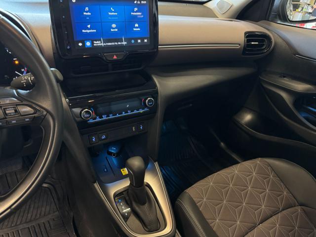 TOYOTA Yaris Cross 1.5 Hybrid 5p. E-CVT AWD-i Lounge