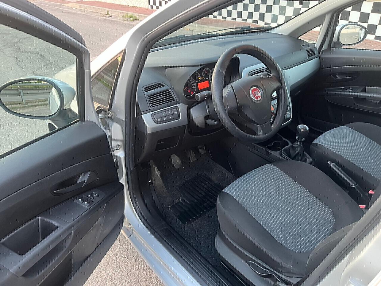 Fiat Grande Punto 1.4 Natural Power Unipro 2013