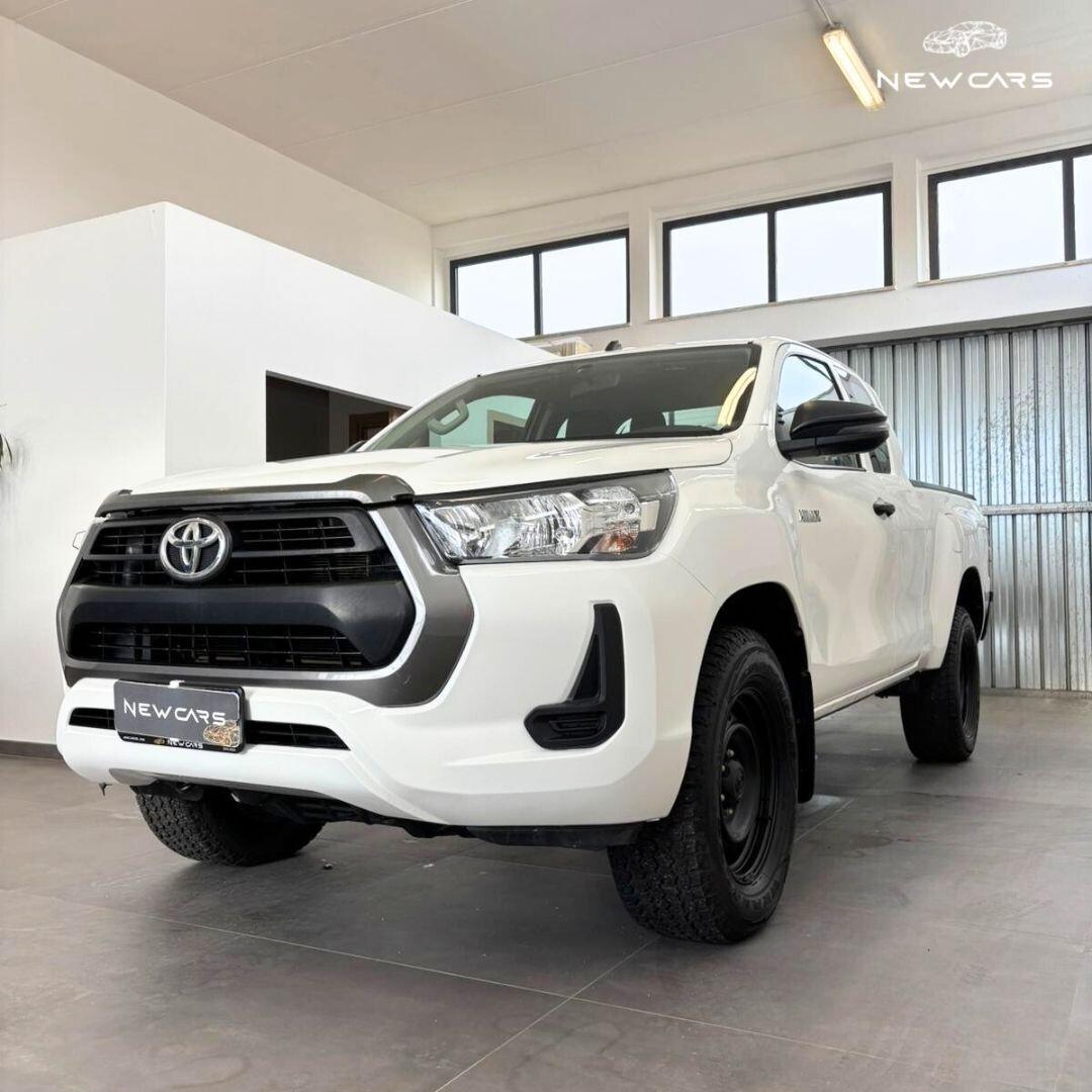 Toyota Hilux 2.4 D-4D 4WD 4 porte Double Cab Comfort