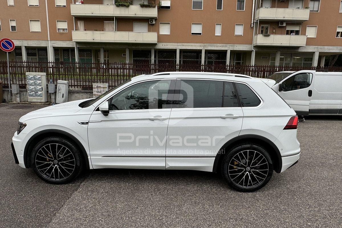 VOLKSWAGEN Tiguan 2.0 TDI 150 CV SCR DSG R-Line