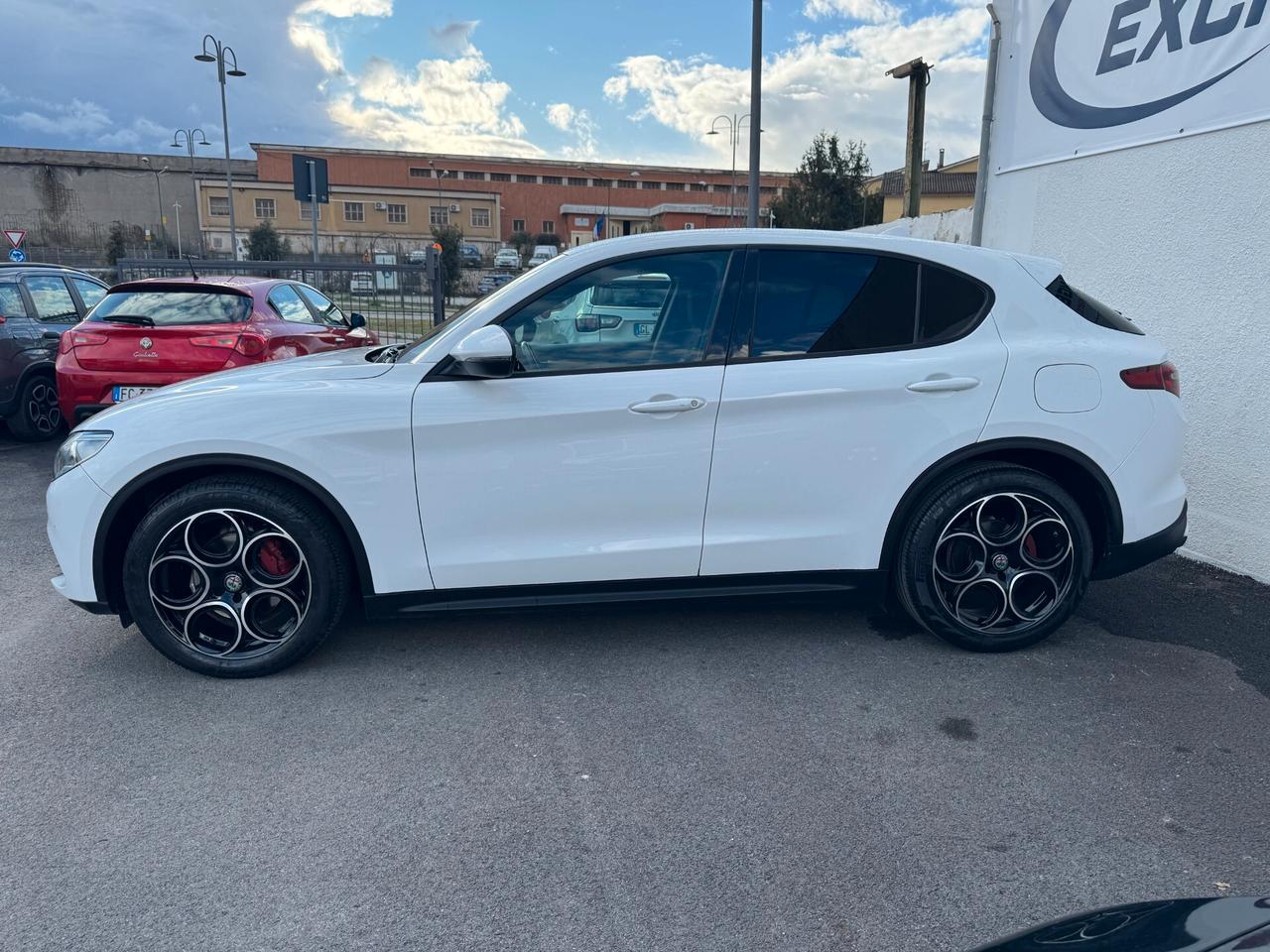 Alfa Romeo Stelvio 2.2 Turbodiesel 160 CV AT8 RWD Business