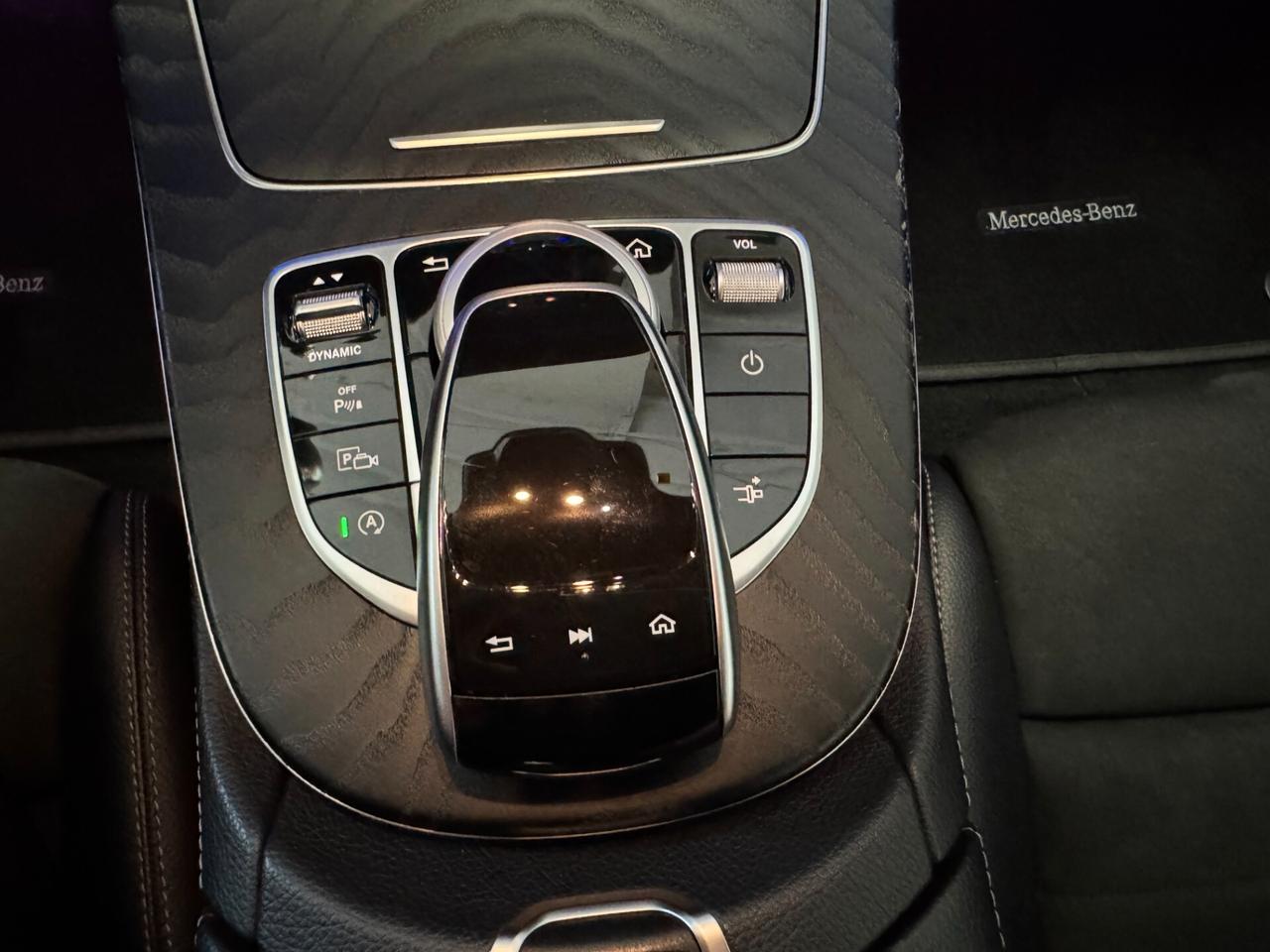 MERCEDES -BENZ E220 4 MATIC COUPè 2019 FULL