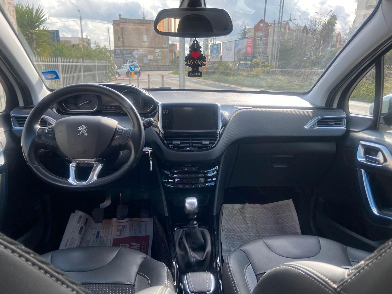 Peugeot 2008 BlueHDi 120 S&S Allure