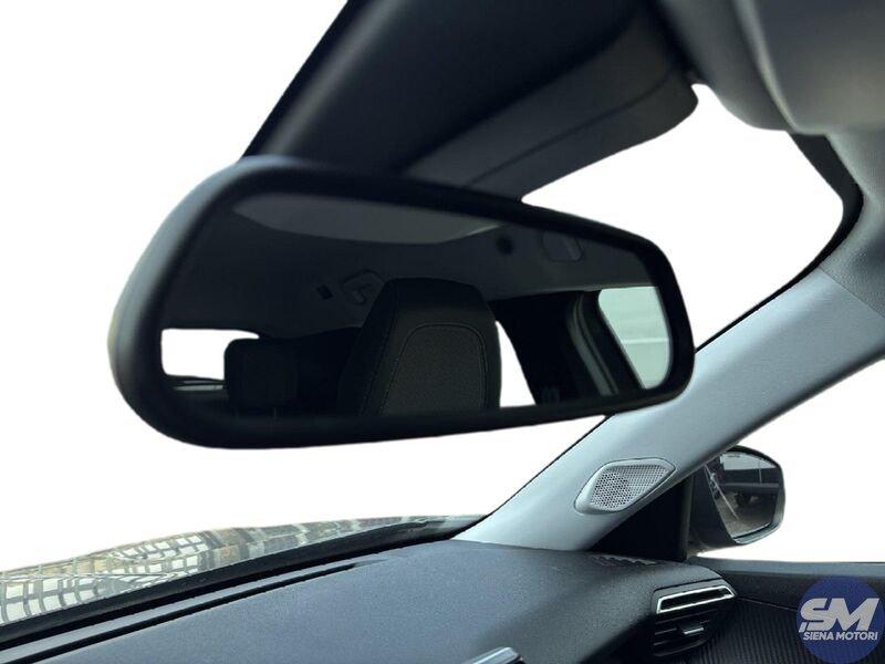 Peugeot 2008 PureTech 100 S&S Allure Pack