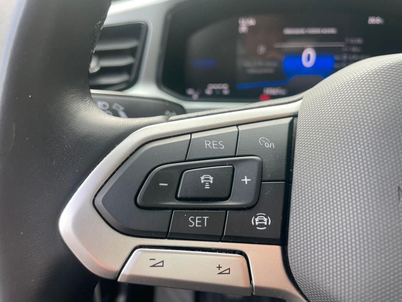 Volkswagen T-Roc 2.0 TDI SCR Edition Plus STYLE