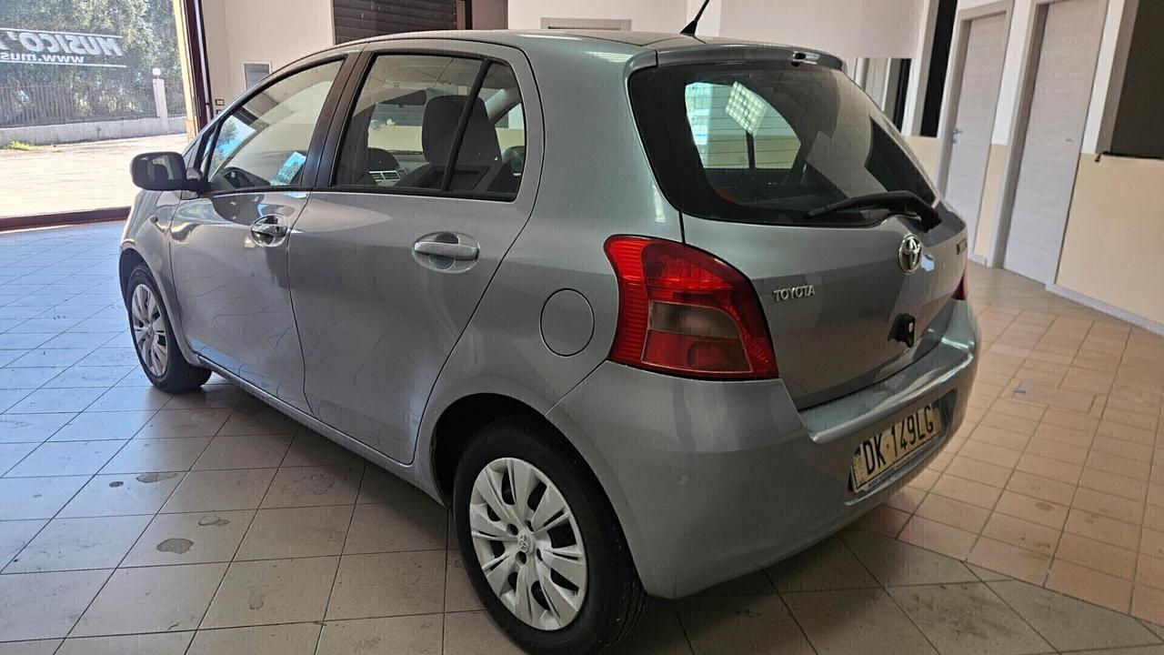 Toyota Aygo 1.0 12V VVT-i 5 porte