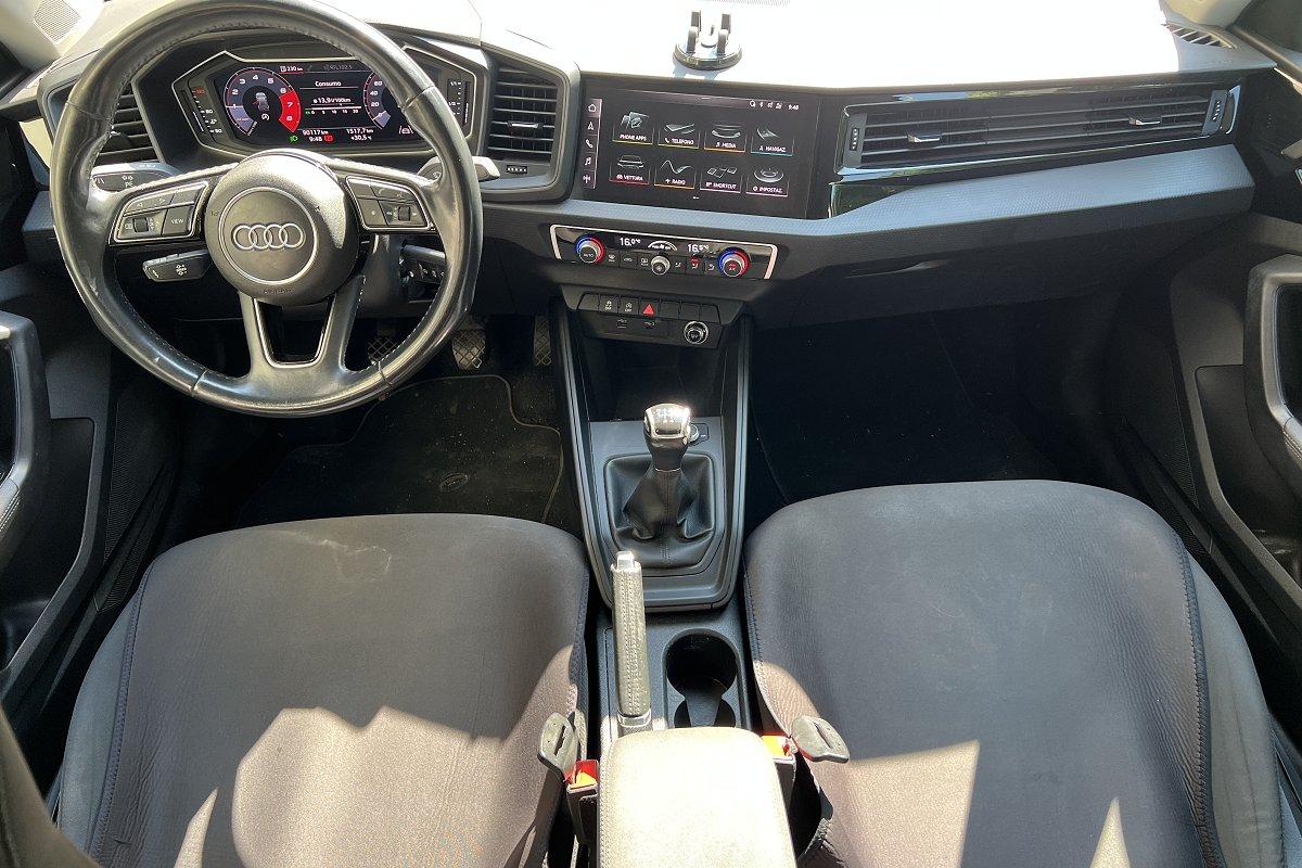 AUDI A1 SPB 25 TFSI Identity Black