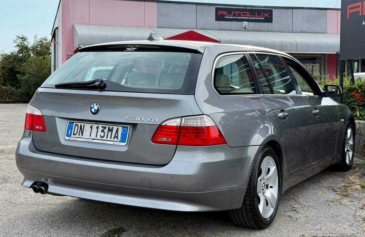 Bmw 530xd Touring 2008 235CV futura