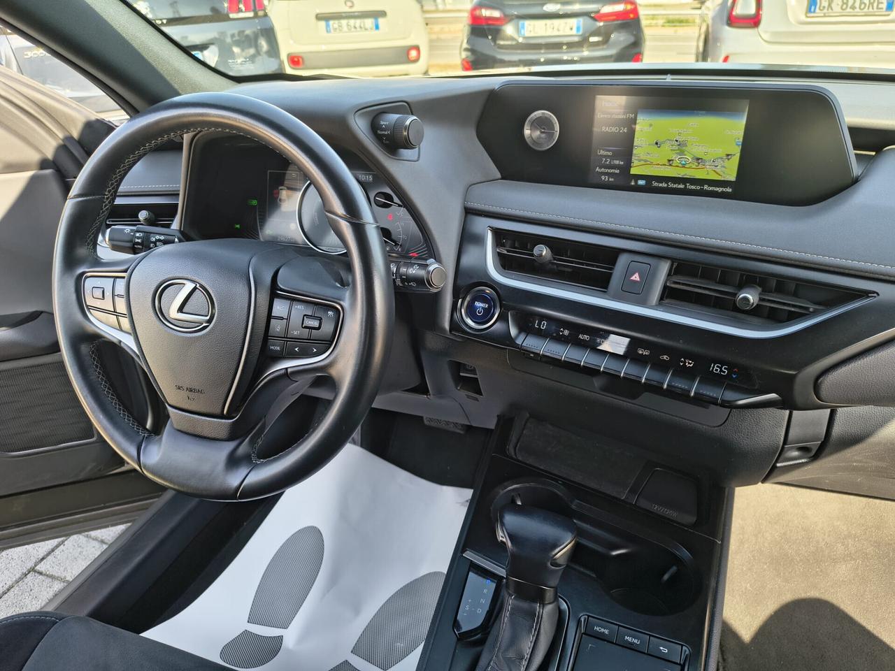 Lexus UX 2.0 Hybrid/ IBRIDA Business *KM 29000*