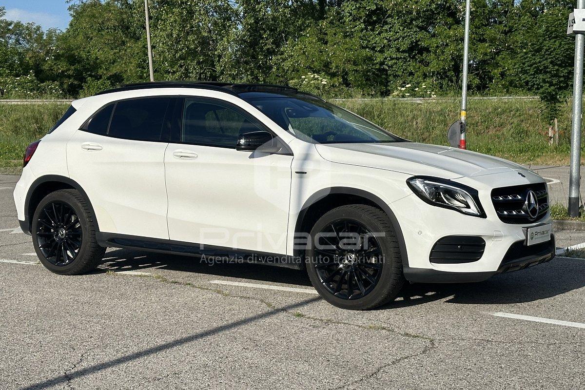 MERCEDES GLA 200 d Automatic 4Matic Premium