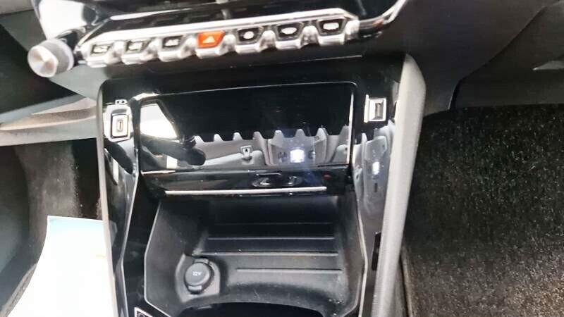 Peugeot 2008 BlueHDi 130 CV S&S EAT8 Allure Pack