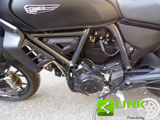 DUCATI Scrambler 800 Icon Dark, Garanzia Ducati fino al 05/2028!