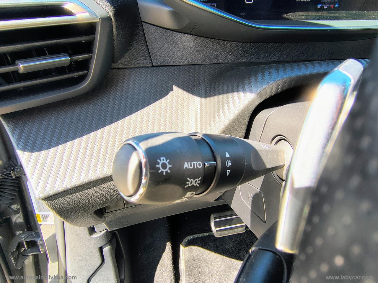 PEUGEOT 2008 BlueHDi 130 S&S EAT8 GT