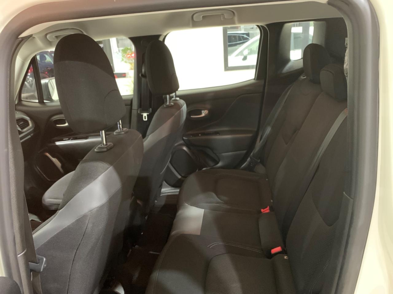 Jeep Renegade 1.6 Mjt 130 CV Longitude