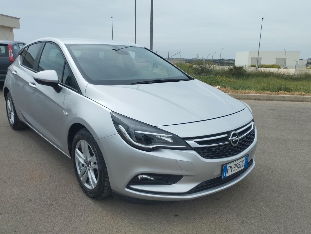 Opel Astra 1.0 Turbo ecoFLEX Start&Stop aut. 5 porte Innovation