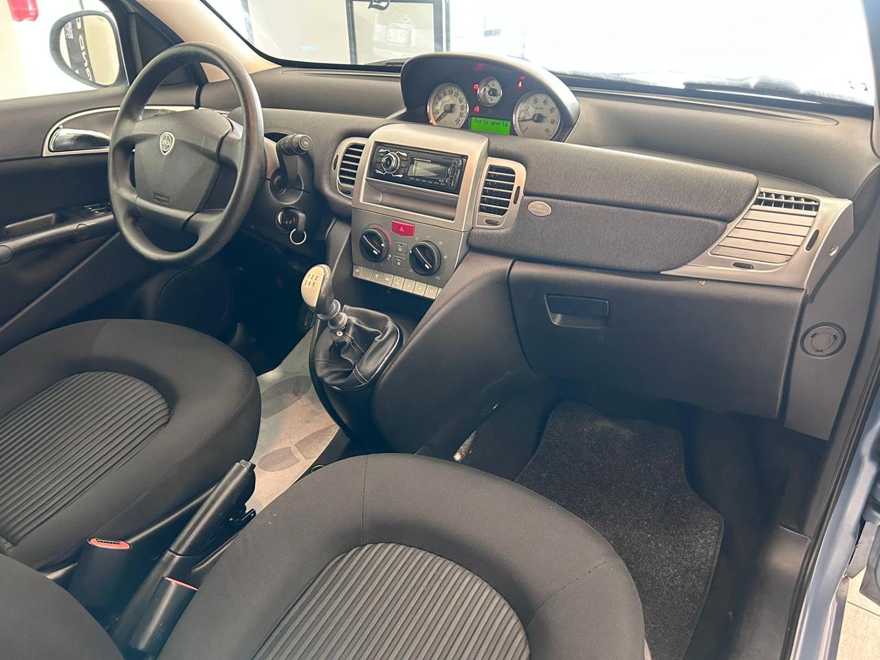 Lancia Ypsilon 1.2 Benzina 60cv - 2010