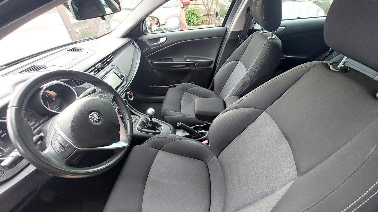 Alfa Romeo Giulietta 1.6 JTDm 120 CV