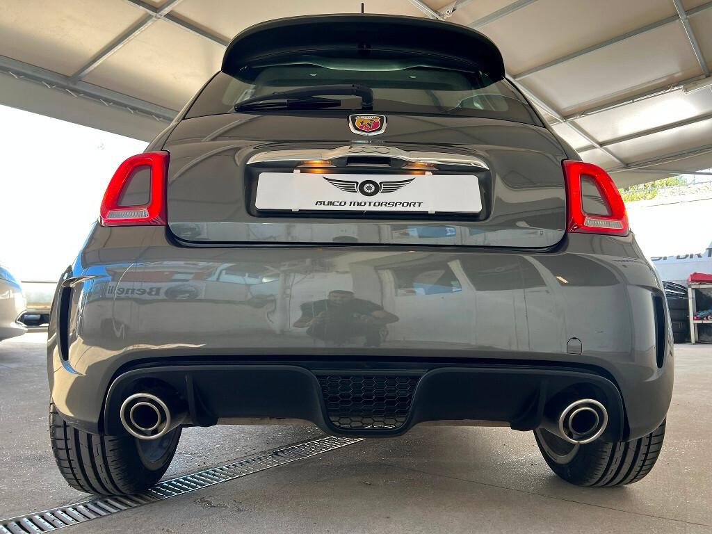 Abarth 595 1.4 Turbo 140 CV / Cambio MTA F1 / E6