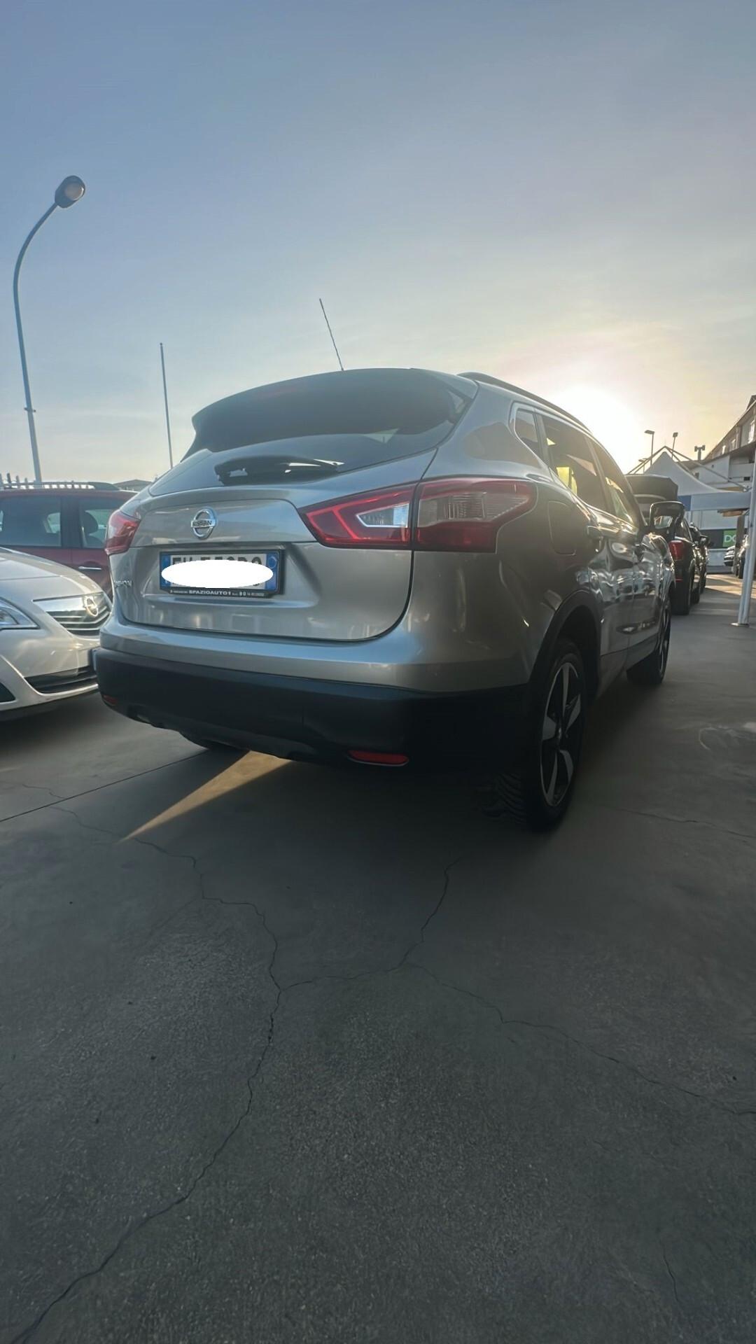 NISSAN QASHQAI 1,5 DCI TEKNA TETTO PANORAMA