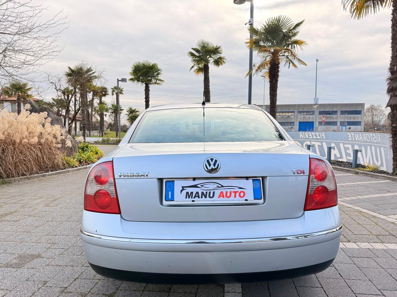 Volkswagen Passat 1.9 TDI/130 CV cat H.line Cambio automatico