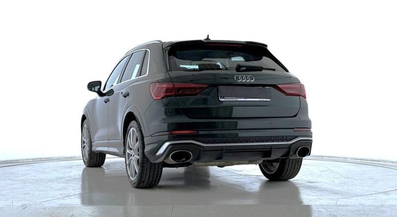Audi Q3 RS Q3 quattro S tronic