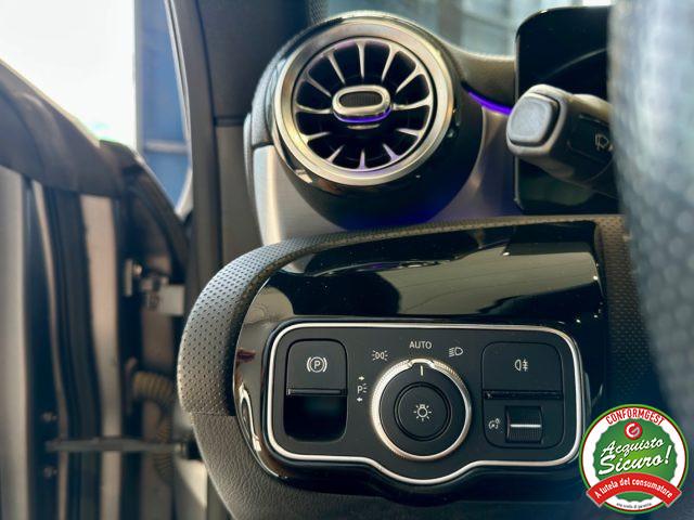 MERCEDES-BENZ CLA 180 Premium *TETTO*NEOPATENTATI*LUCI 64 COLORI*