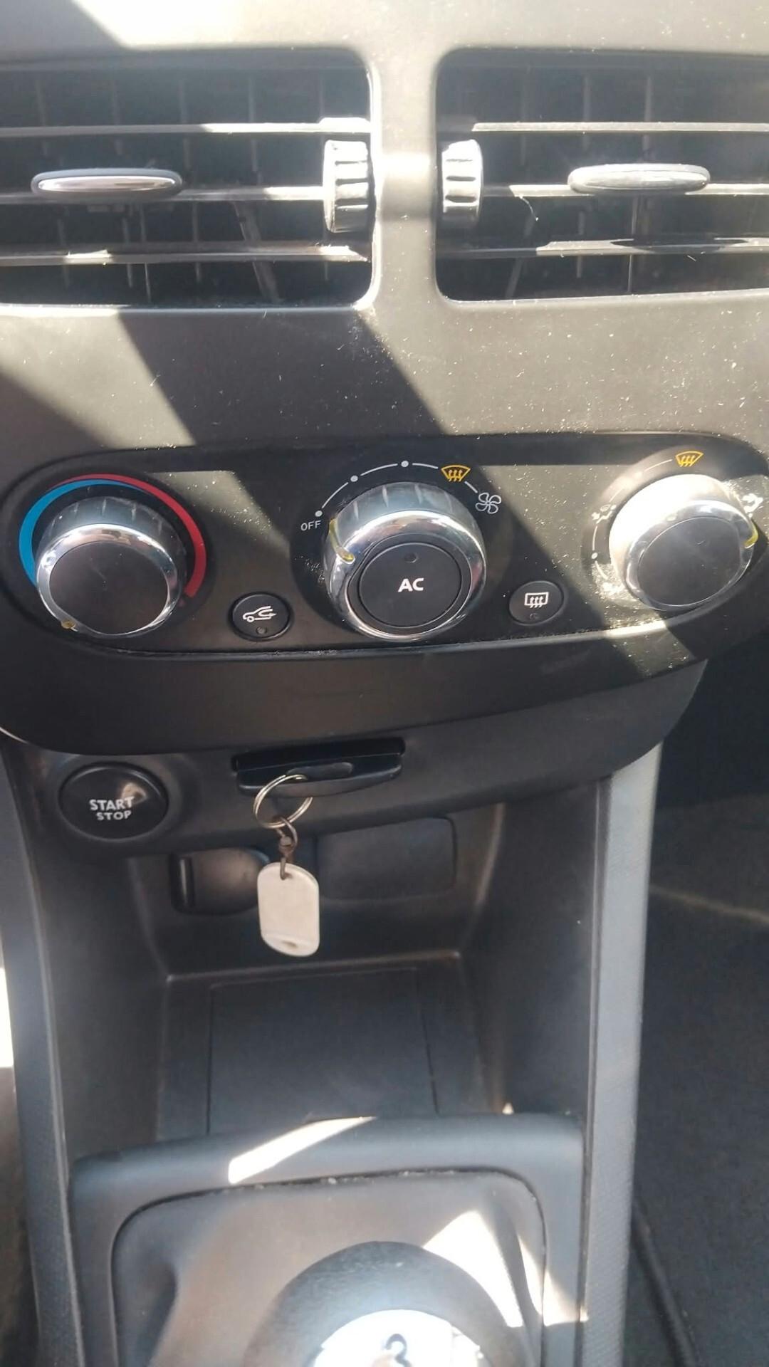 Renault Clio 1.5 dCi 8V 75CV 5 porte Live