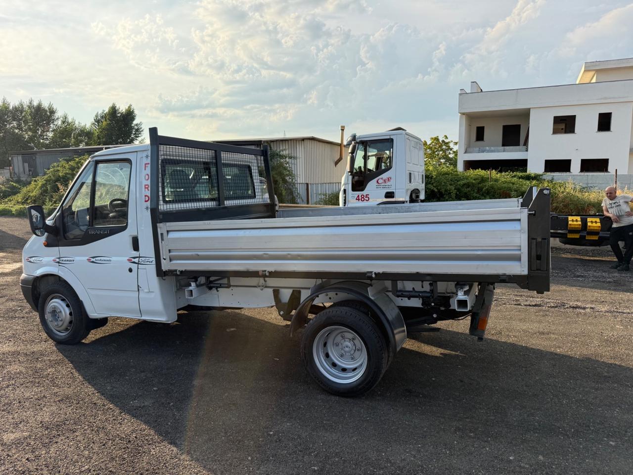 Ford Transit 2.4 Diesel Ribaltabile Trilaterale