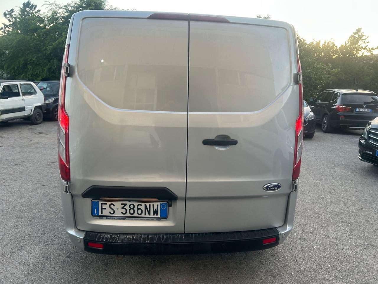 Ford Transit Custom 320 2.0 TDCi 2018