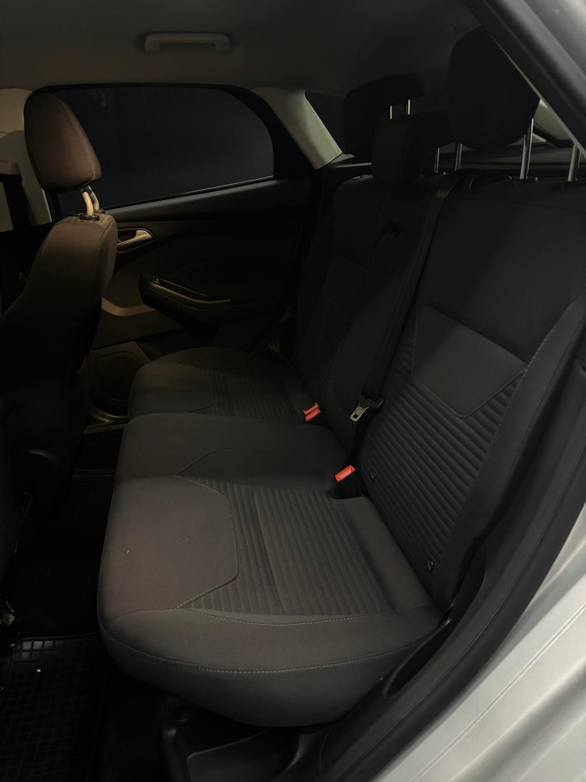 Ford Focus 1.6 120 CV GPL Titanium